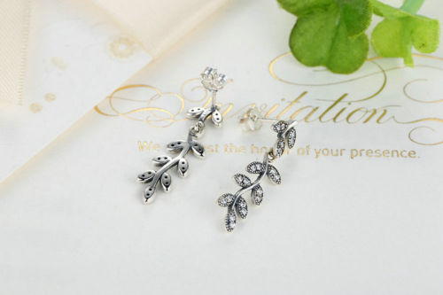 Sterling Silver Dazzling SHIMMERING LEAVES Drop Earrings
