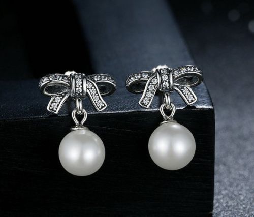 Silver Sterling Delicate Sentiments Bow knot Pearl earrings