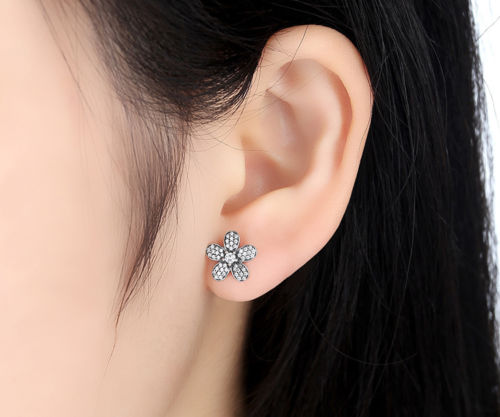 Silver Sterling Dazzling Sparkling Daisy Flower Earrings