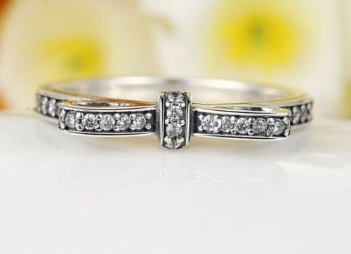 Silver Sterling Luxury Sparkling Delicate bow Knot Ring