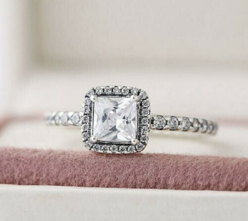 925 Sterling Silver Square Sparkle Timeless Glow Ring