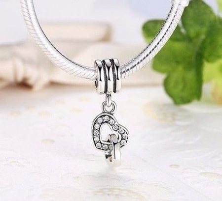Silver Plated Love twin Swan pendant Charm